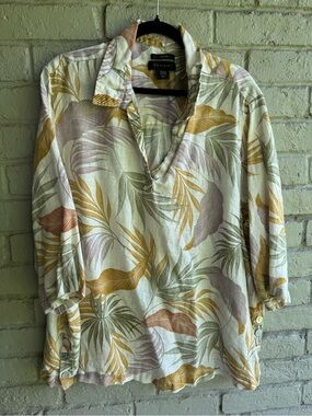 Tahari  White  Tropical Print Casual Shirt - Sage & Mustard Leaves Sz 3X linen